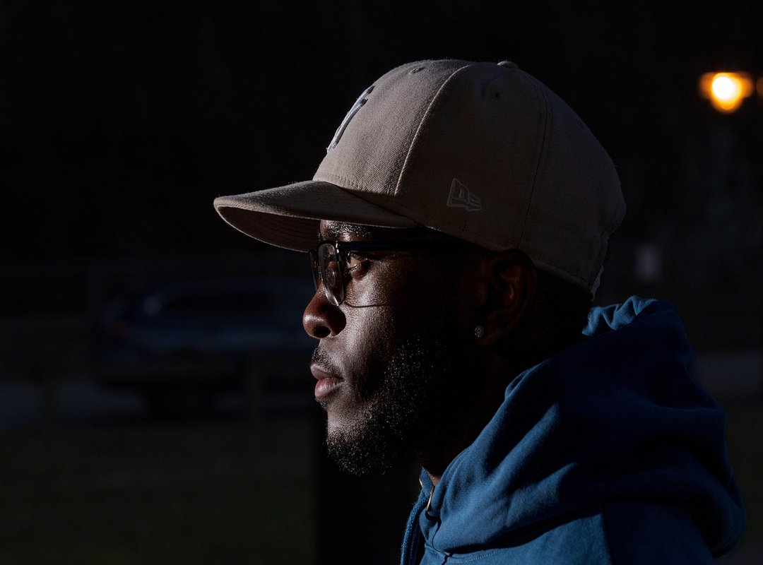 How to Create Your Own Moody Profile Aesthetic